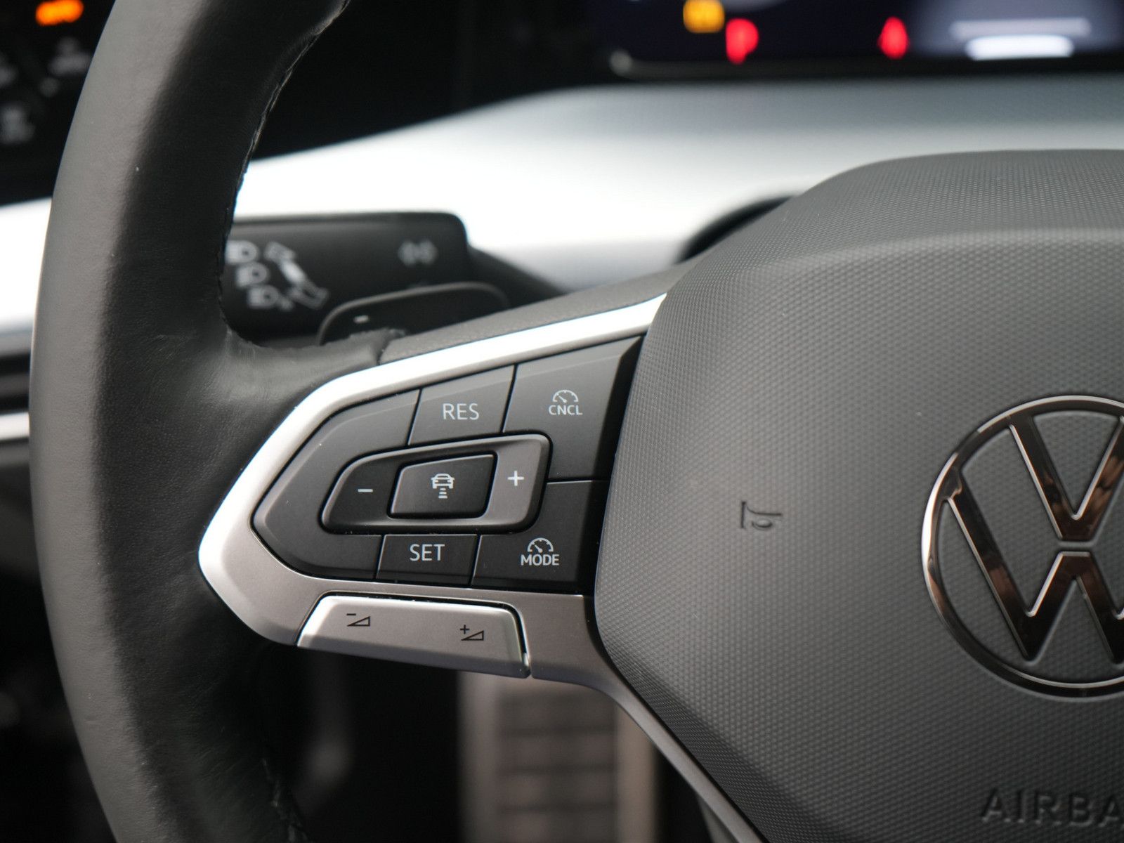 Volkswagen Golf - Bild 7