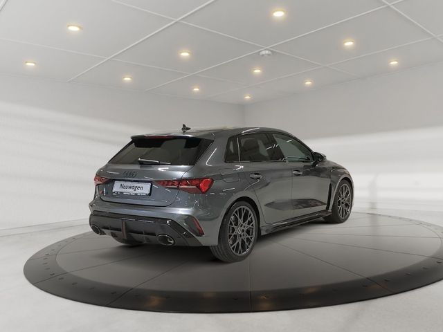 RS 3 Sportback 294(400) kW(PS) S tr onic