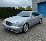 Mercedes-Benz Mercedes Benz E320 CDI Avantgarde~Schiebed... - Mercedes-Benz E 320 aus 2001: Cdi