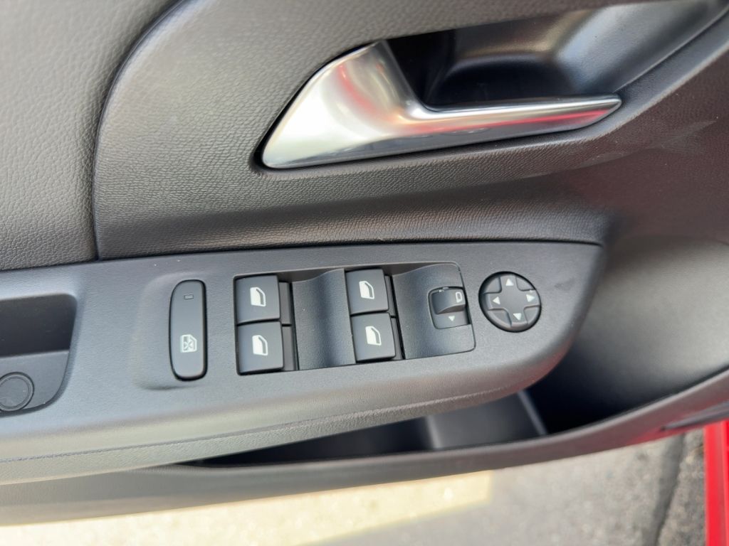 Fahrzeugabbildung Opel Corsa GS, Allwetterreifen, RFK, SHZ, LHZ