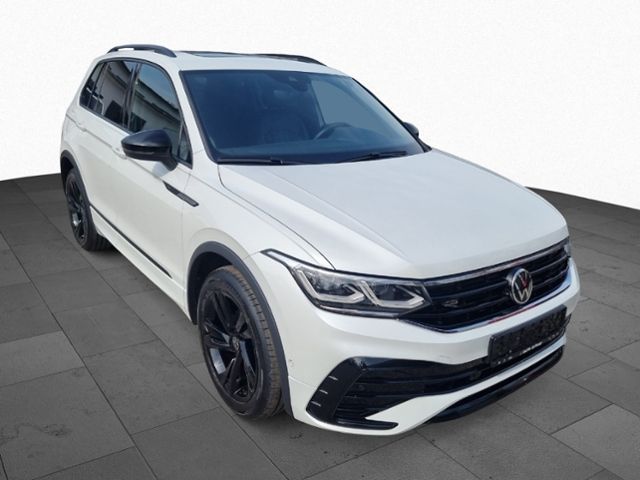Fahrzeugabbildung Volkswagen Tiguan R-LINE 2,0 TDI DSG 4MOTION PANO AHK EASY
