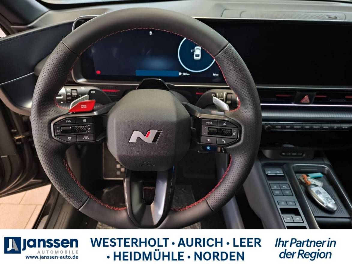 Fahrzeugabbildung Hyundai IONIQ 6 Elektro 84 kWh N Lin/Automatik/Rückfahrk