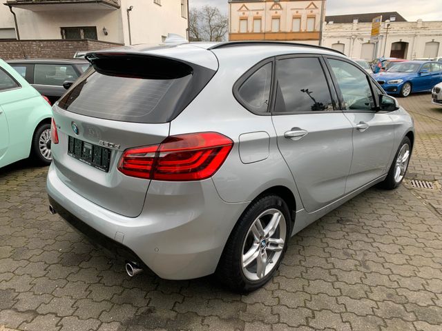 BMW 220 d xDrive 4x4 Automatik M Felgen Advantage