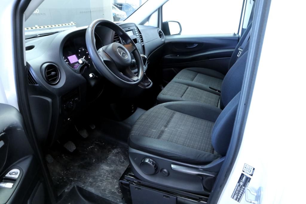 Fahrzeugabbildung Mercedes-Benz Vito 114 Mixto extralang 6 Sitze Sitzhzg Trennw.