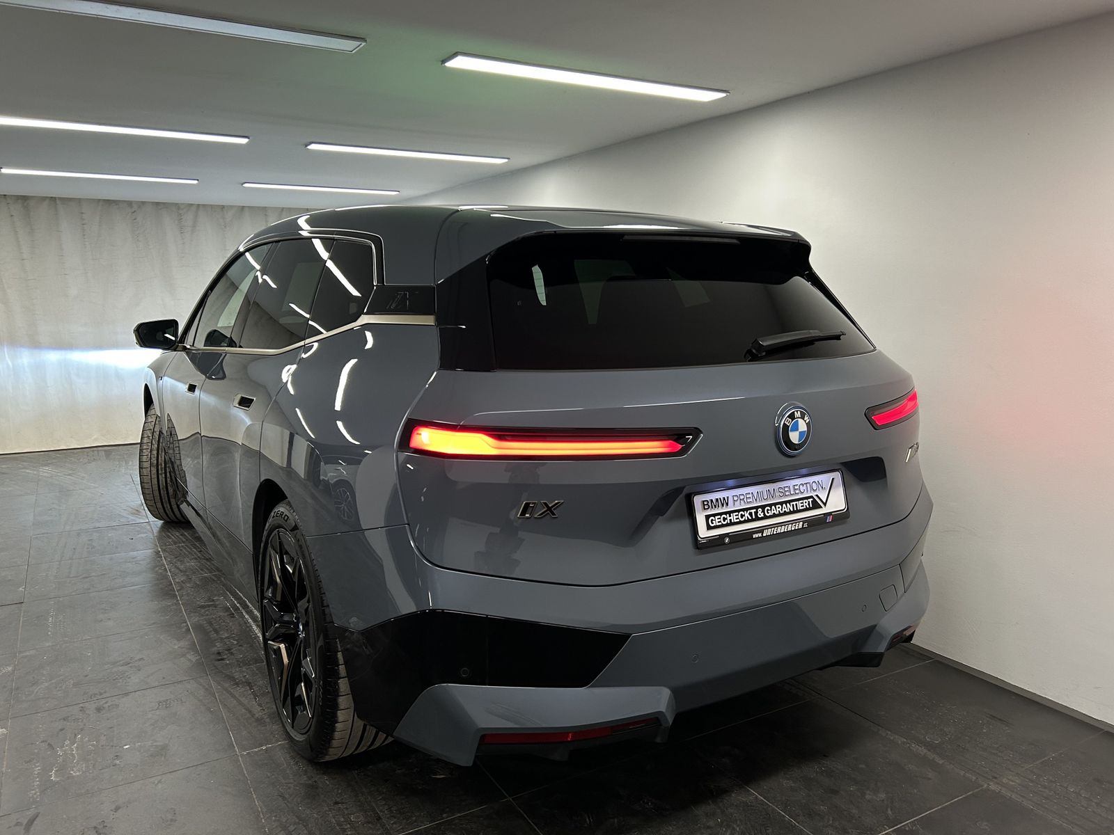 BMW iX - Bild 9