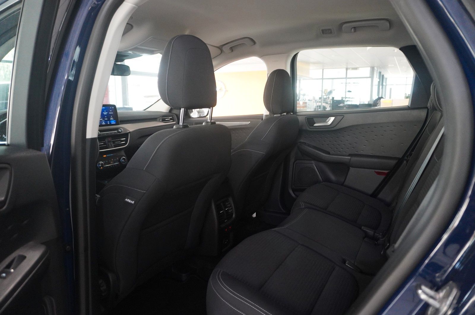 Fahrzeugabbildung Ford Kuga Plug-In Hybrid 2.5 TITANIUM NAVI/LED/SH/DAB