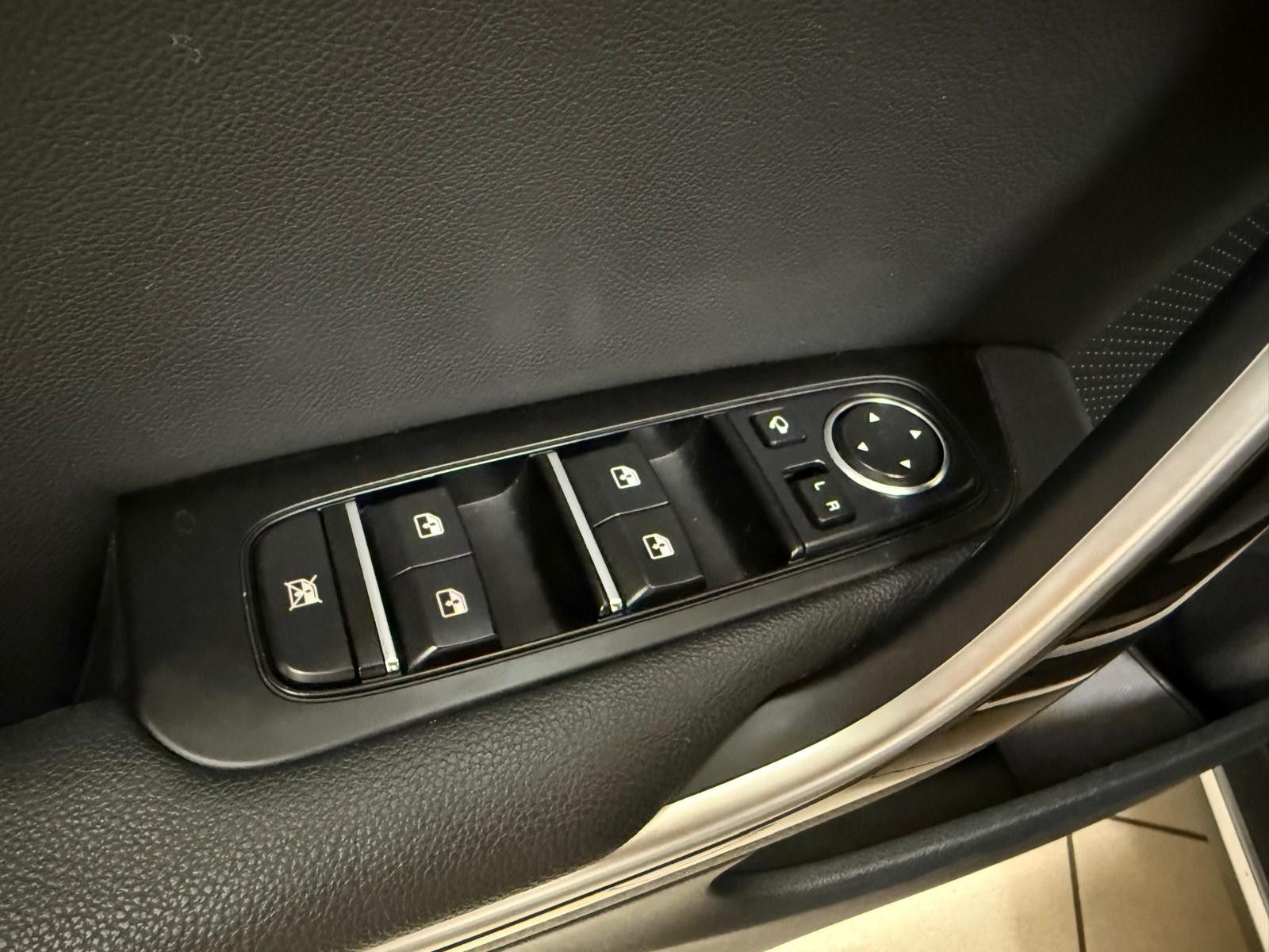 Fahrzeugabbildung Kia XCeed Platinum Edition/SCHECKHEFT/LED/NAVI