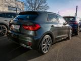Audi A1 Sportback 25 TFSI advanced S tronic SHZ - : Kleinwagen, 1.2