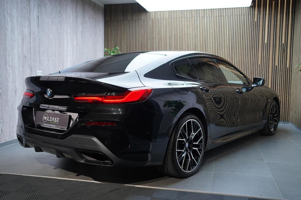 BMW 840