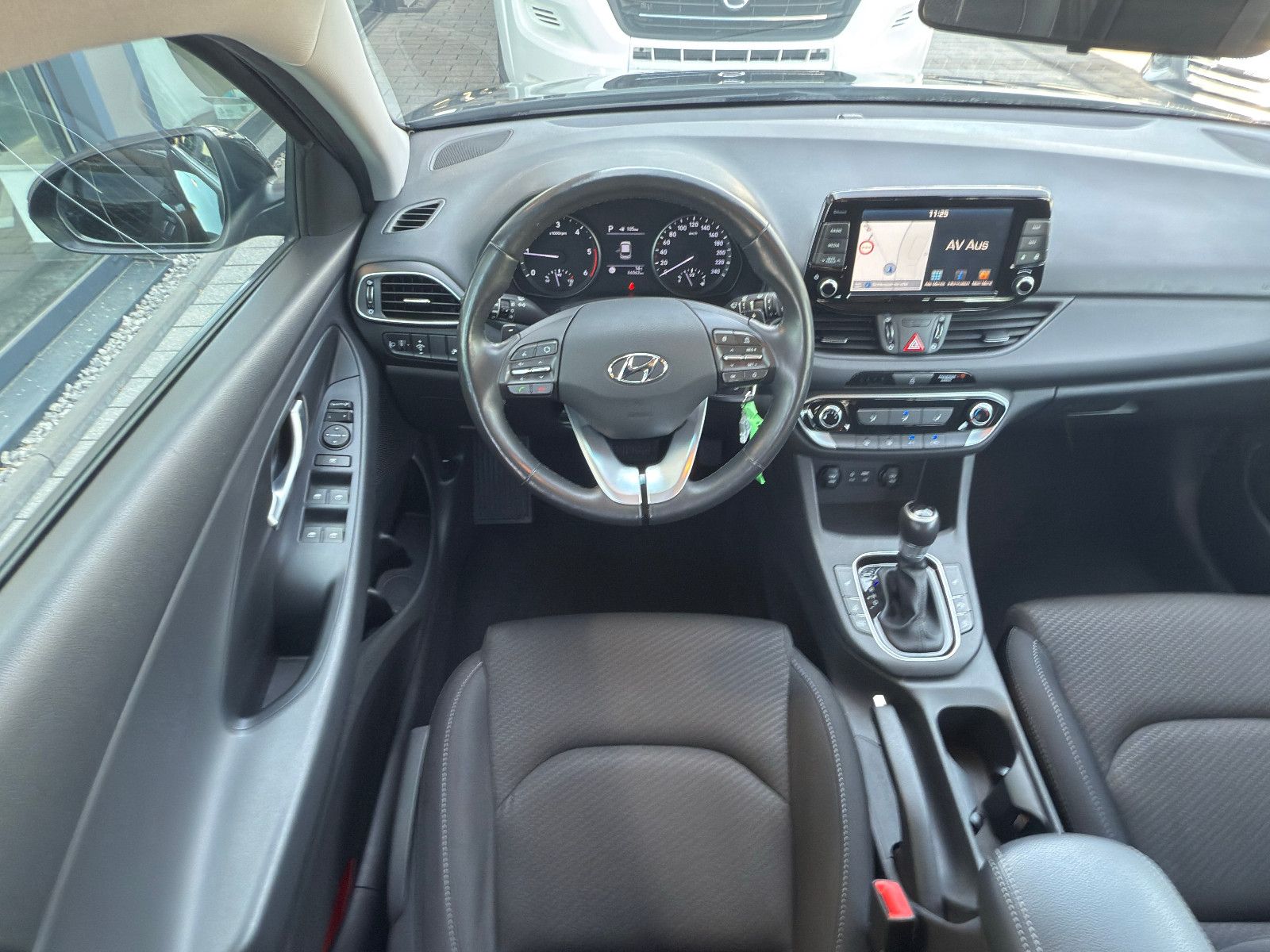 Fahrzeugabbildung Hyundai i30 cw Trend Automatik