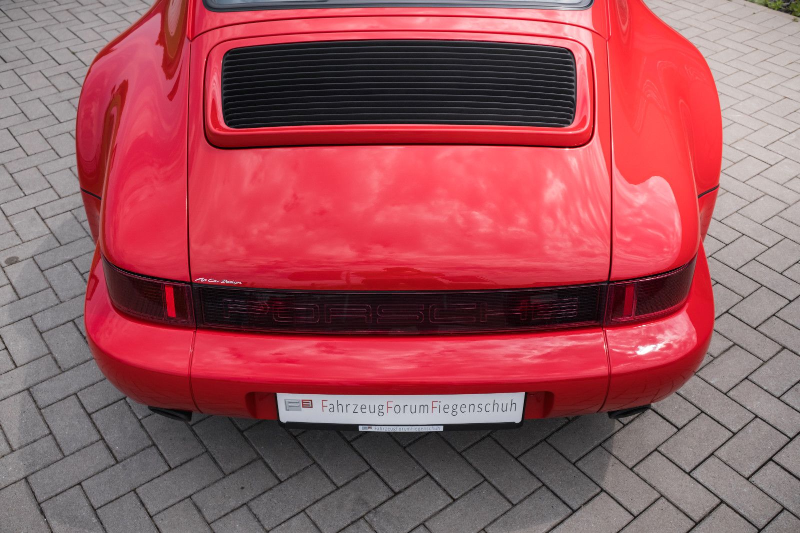 Fahrzeugabbildung Porsche 964 WTL Coupe-Lotec Biturbo-APCarDesign checked!