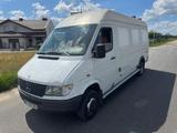 Mercedes-Benz Sprinter 412D MAXI 5 Zylinder / 6 Reifen - Mercedes-Benz Sprinter: 412d