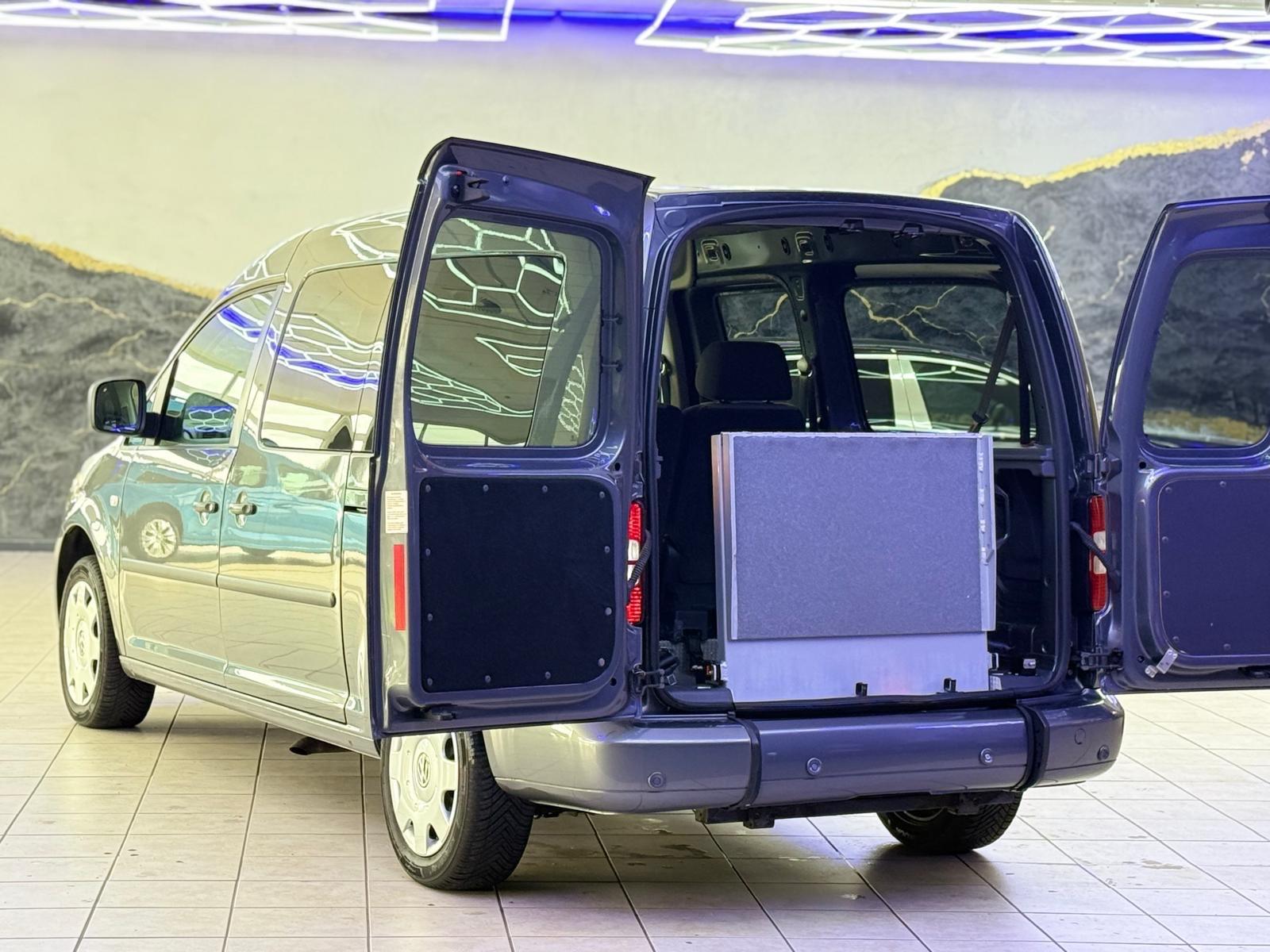 Volkswagen Caddy 1,6-Maxi-Behindertengerecht-Rampe