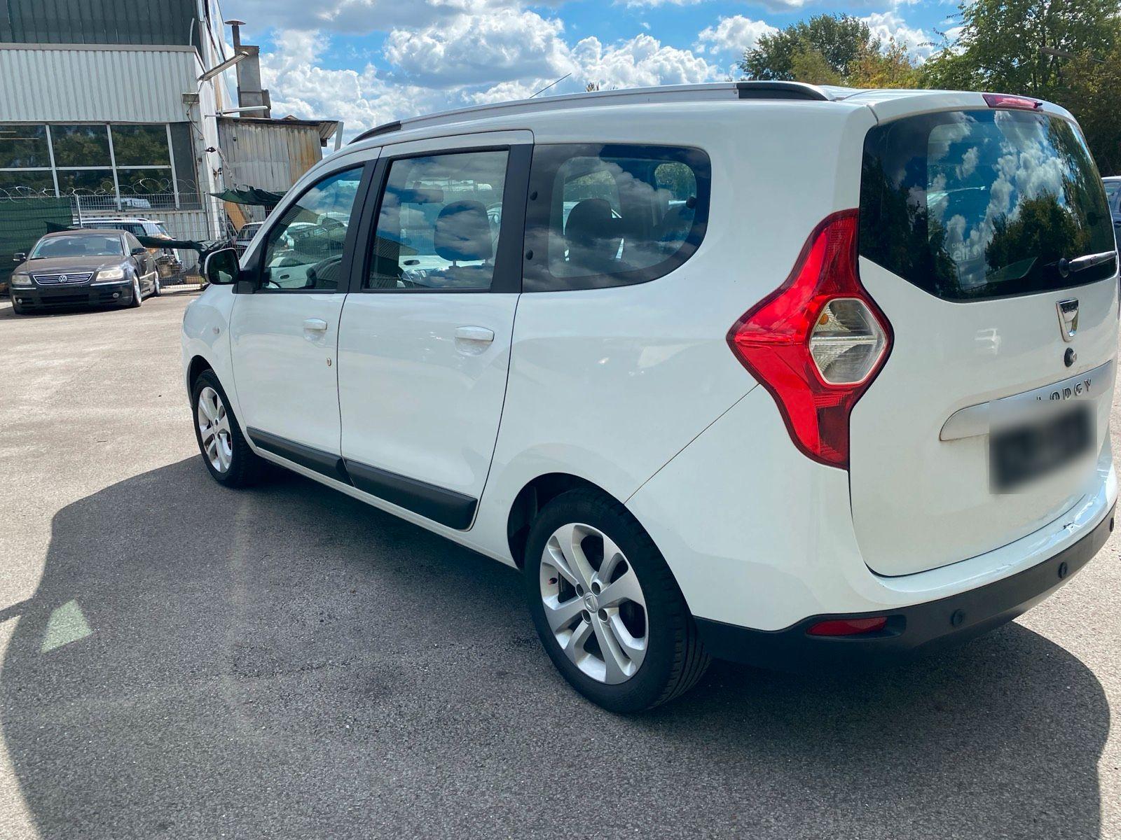 Dacia Lodgy 2014 — photo 8