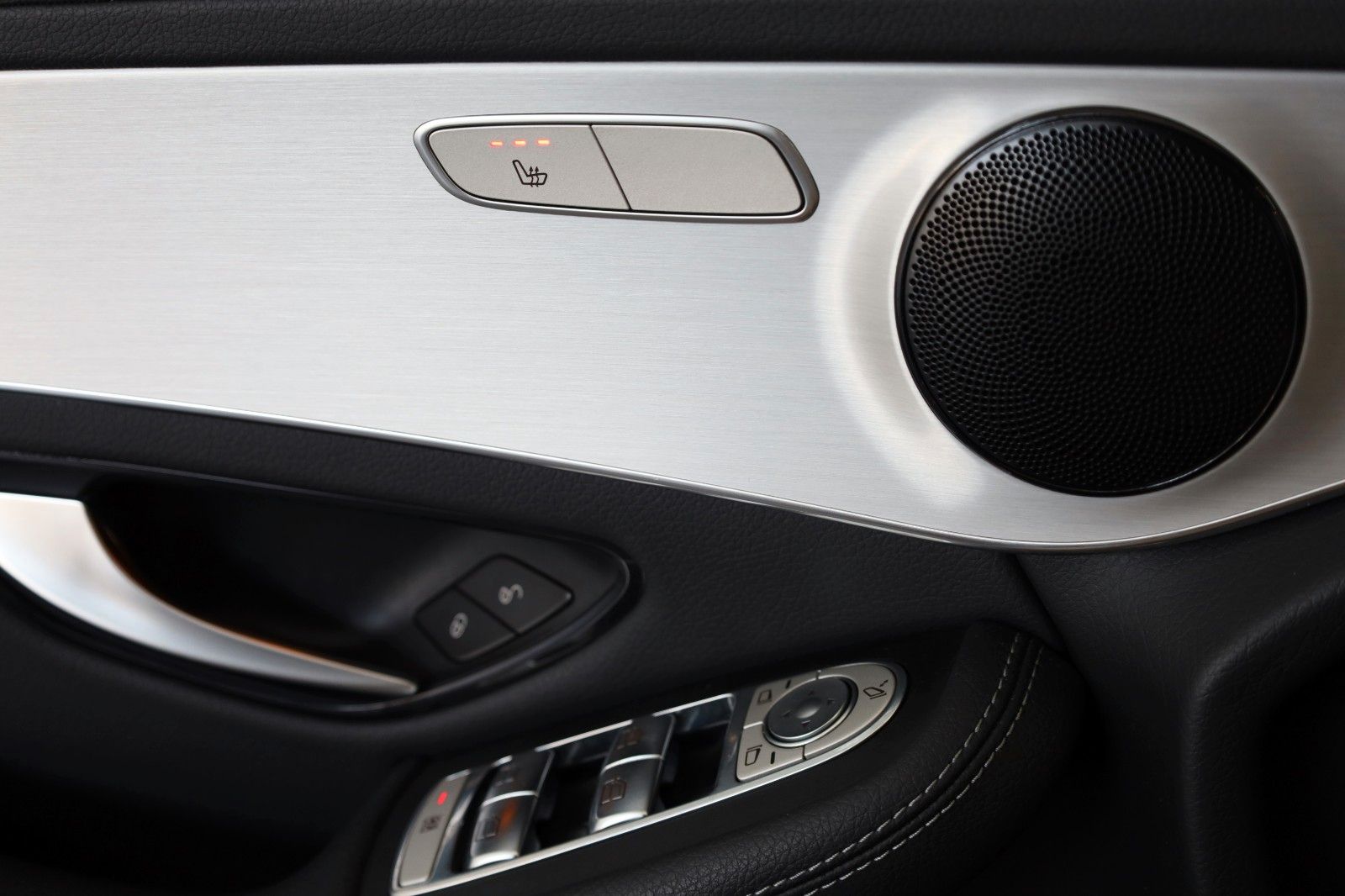 Fahrzeugabbildung Mercedes-Benz GLC 200d Coupe Leder,Navi,LED,SH,Kamera,Park Pak