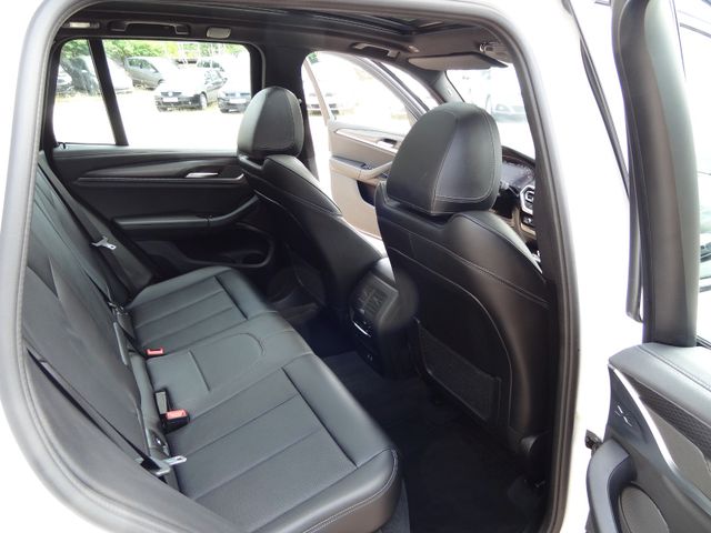 Fahrzeugabbildung BMW X3 M40d/1.Hd/Virtual/Pano/Kam/Leder/LED/