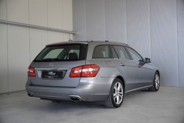 Mercedes E 200 - 8