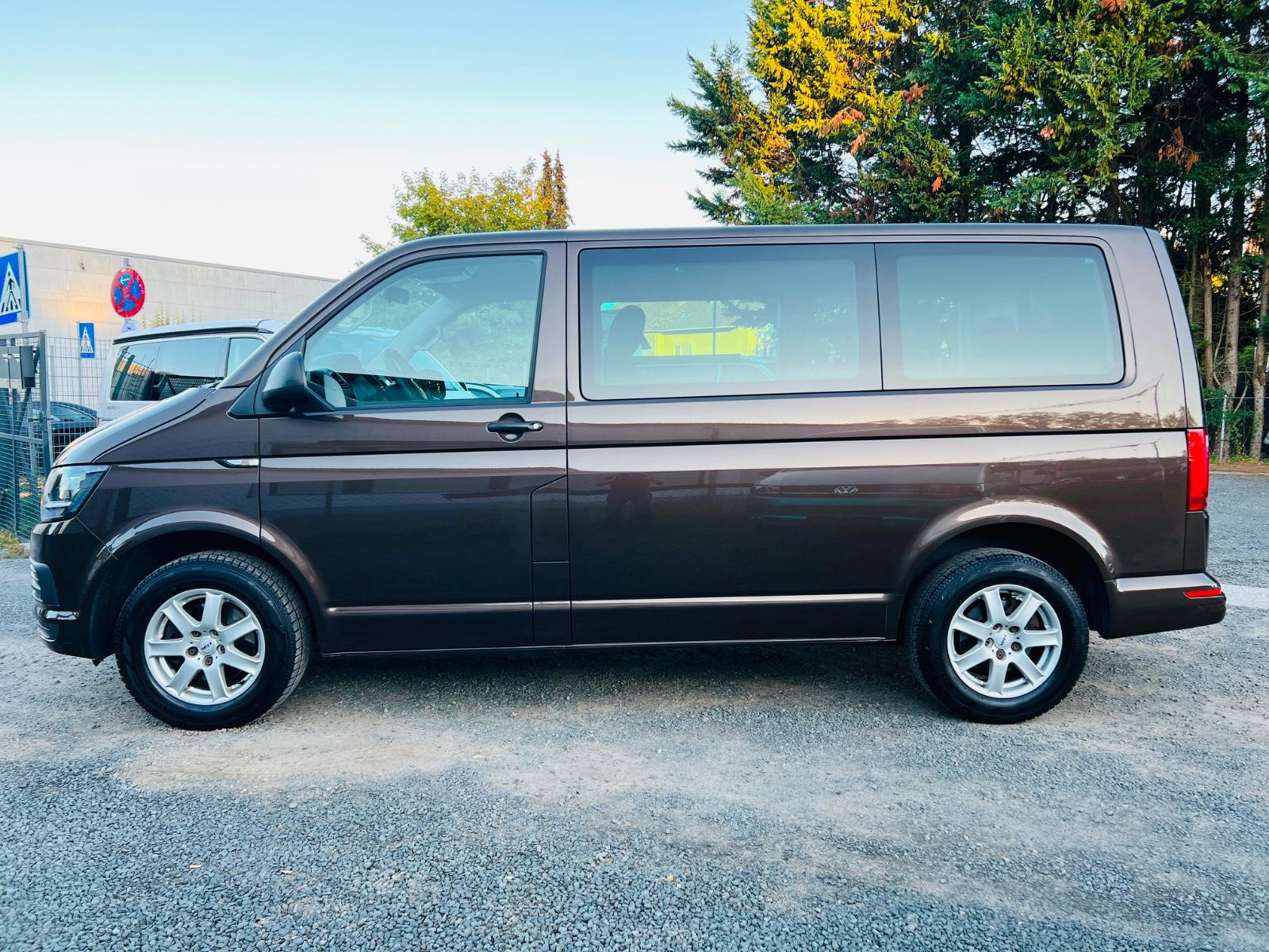 Volkswagen T6 Multivan DSG/AHK/Navi/Scheckheft