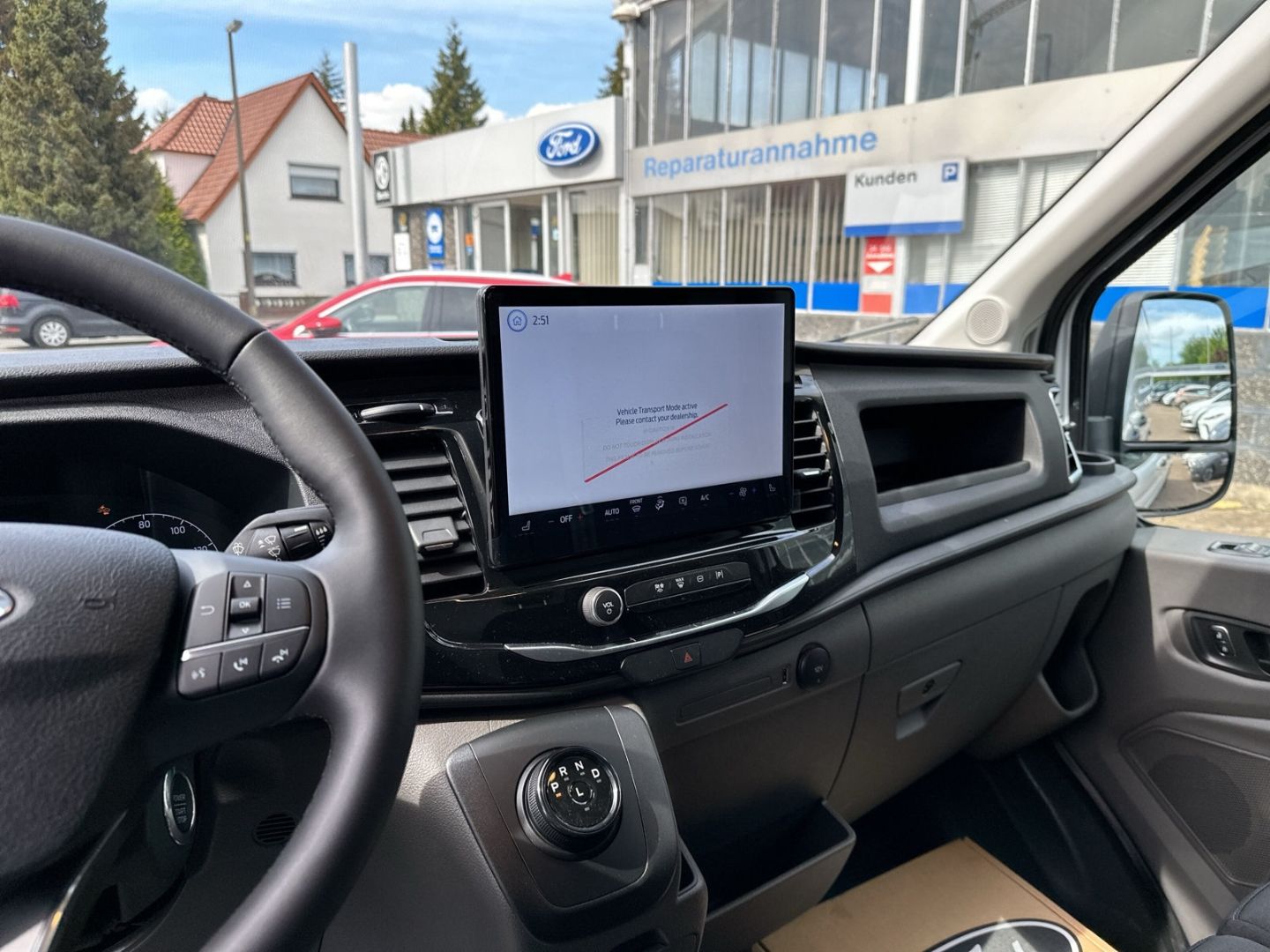 Fahrzeugabbildung Ford Transit Kasten E 350 L3 Trend Elektromotor Navi