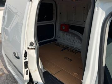 Volkswagen Caddy - 10
