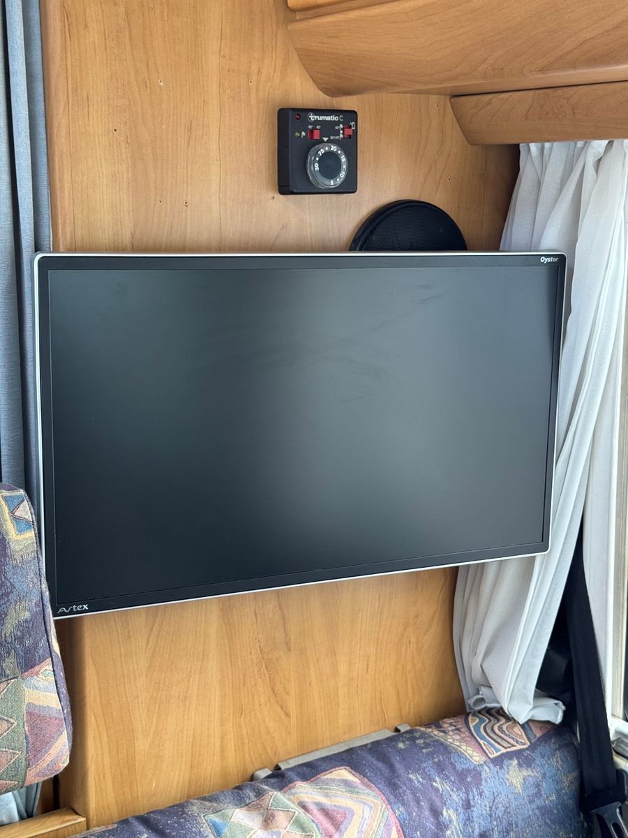 Fahrzeugabbildung HYMER / ERIBA / HYMERCAR B 574 MF HUBBETT SAT TV KLIMA KAMERA MARKISE 1H