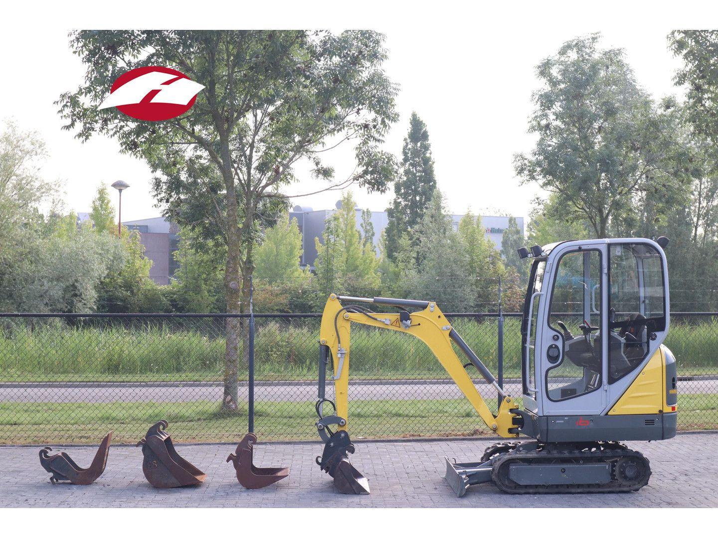 Wacker NEUSON ET16 | 4 BUCKETS | ONLY 322 HR | DUTCH MA
