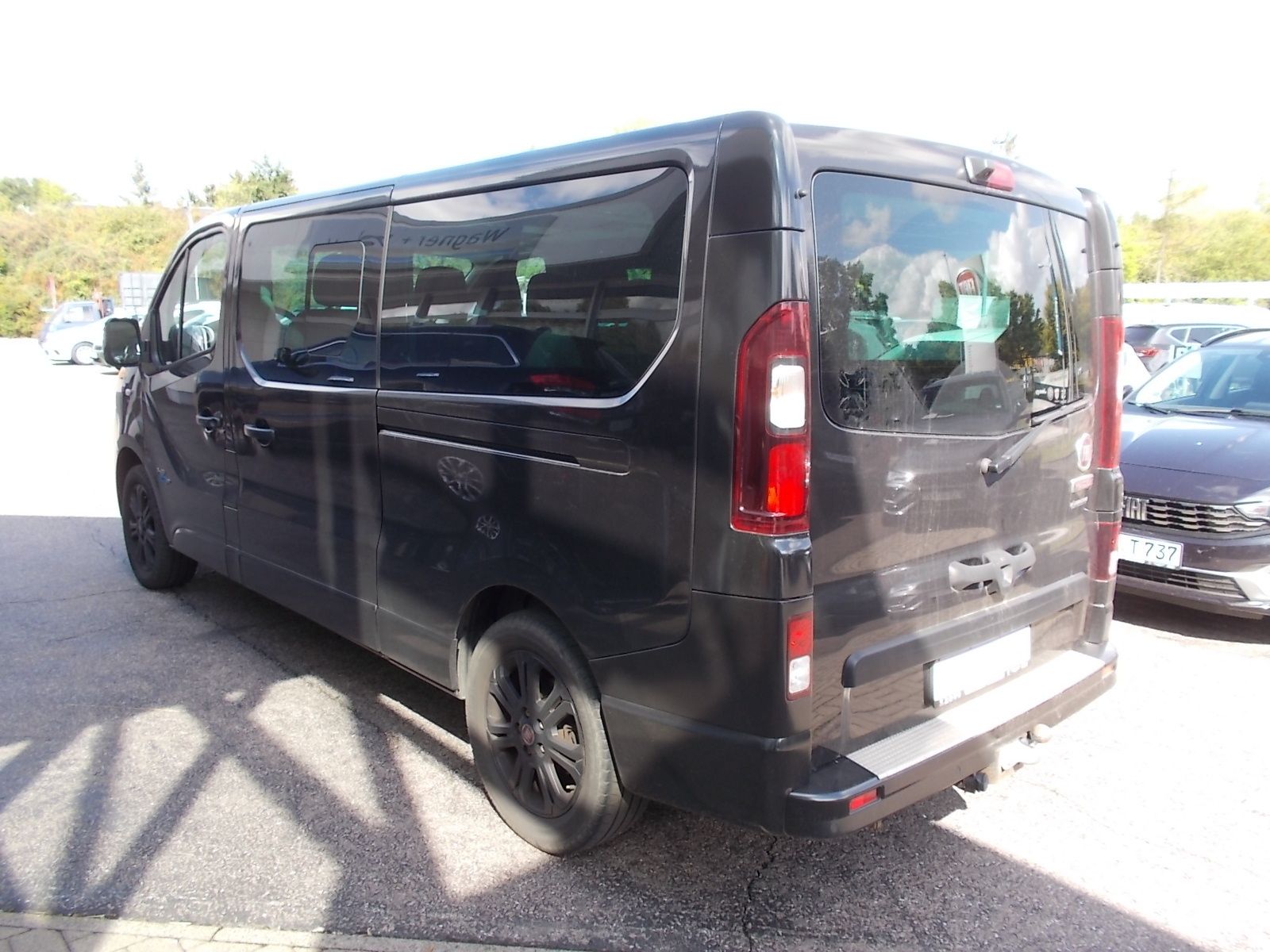 Fahrzeugabbildung Fiat Talento 2.0 Mjet 145 PS L2H1 8 Sitzer *UNFALL*