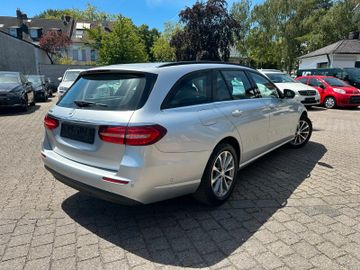 Mercedes E 220 - 4