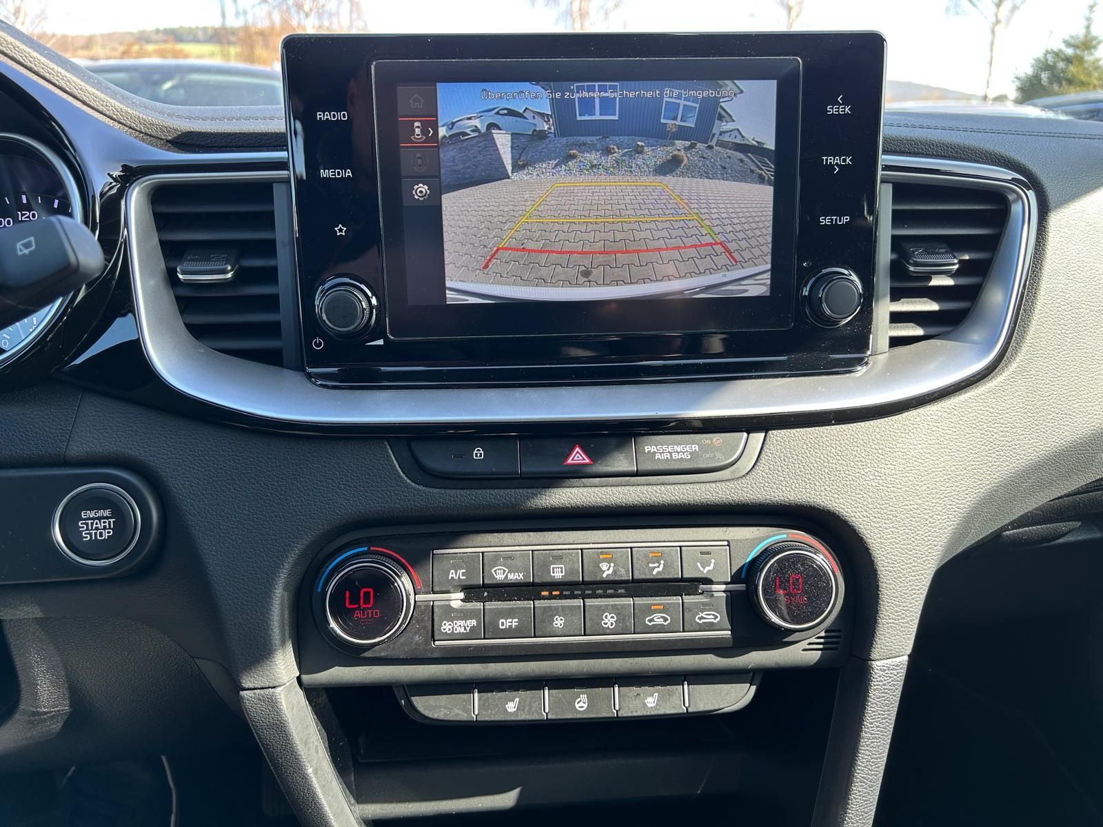 Fahrzeugabbildung Kia XCeed Plug-in Hybrid°1.Hand°LED°Kamera°Shz°