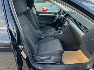 Volkswagen Passat - 9