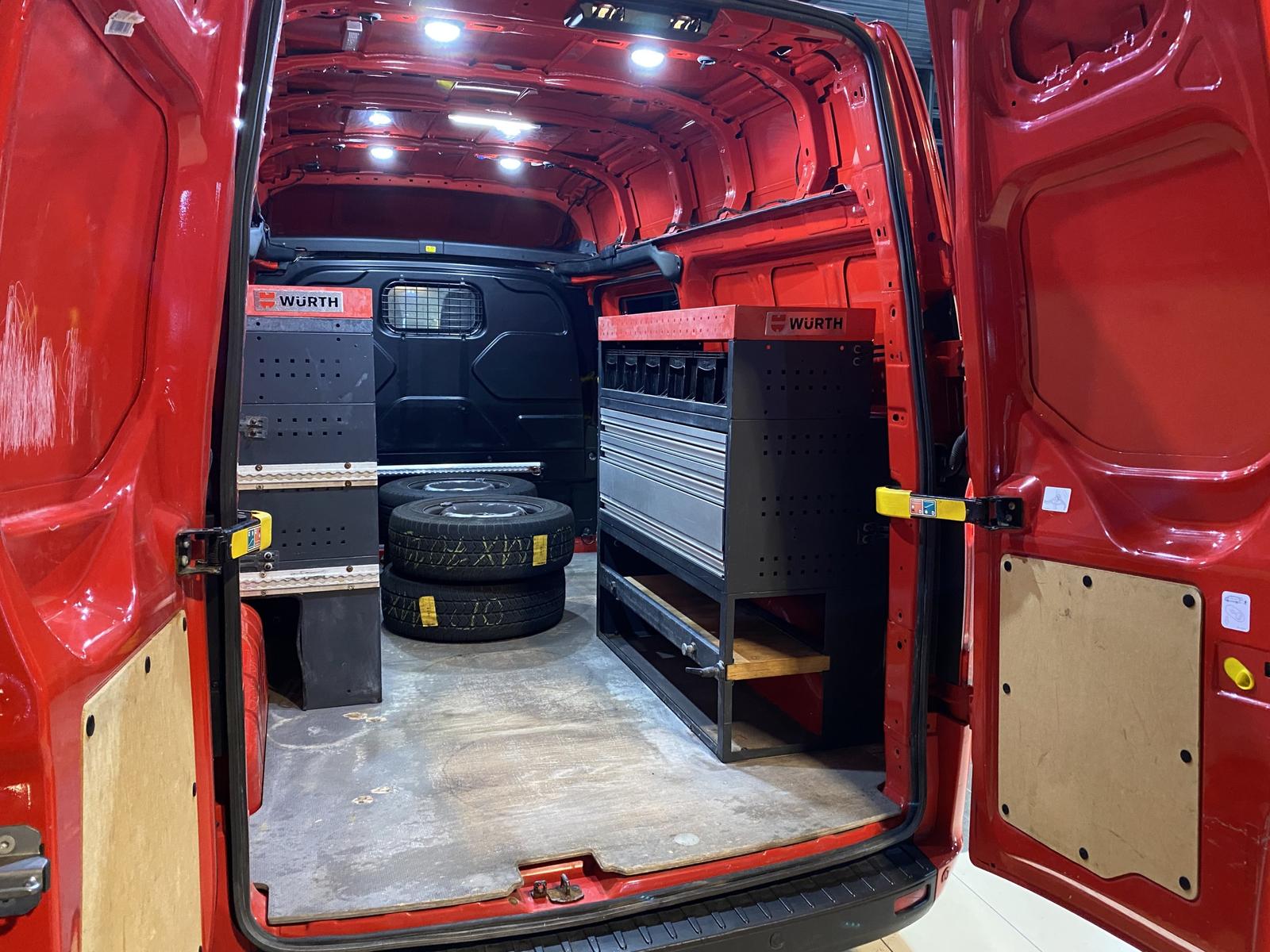 Ford Transit Custom L2 H2 Würth-Regale Navi R.Cam PDC