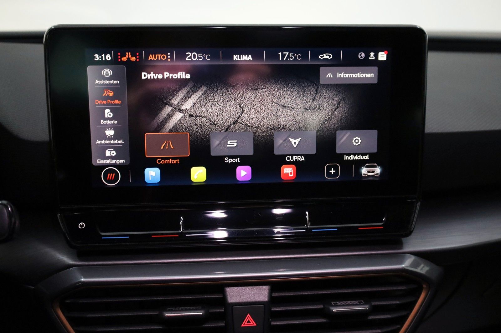 Fahrzeugabbildung CUPRA Leon Sportstourer VZ,Leder,Navi,LED,SH,Kamera+WR