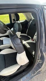Fiat 500 1.0 GSE N3 Hybrid DOLCEVITA DOLCEVITA - silberne Fiat 500