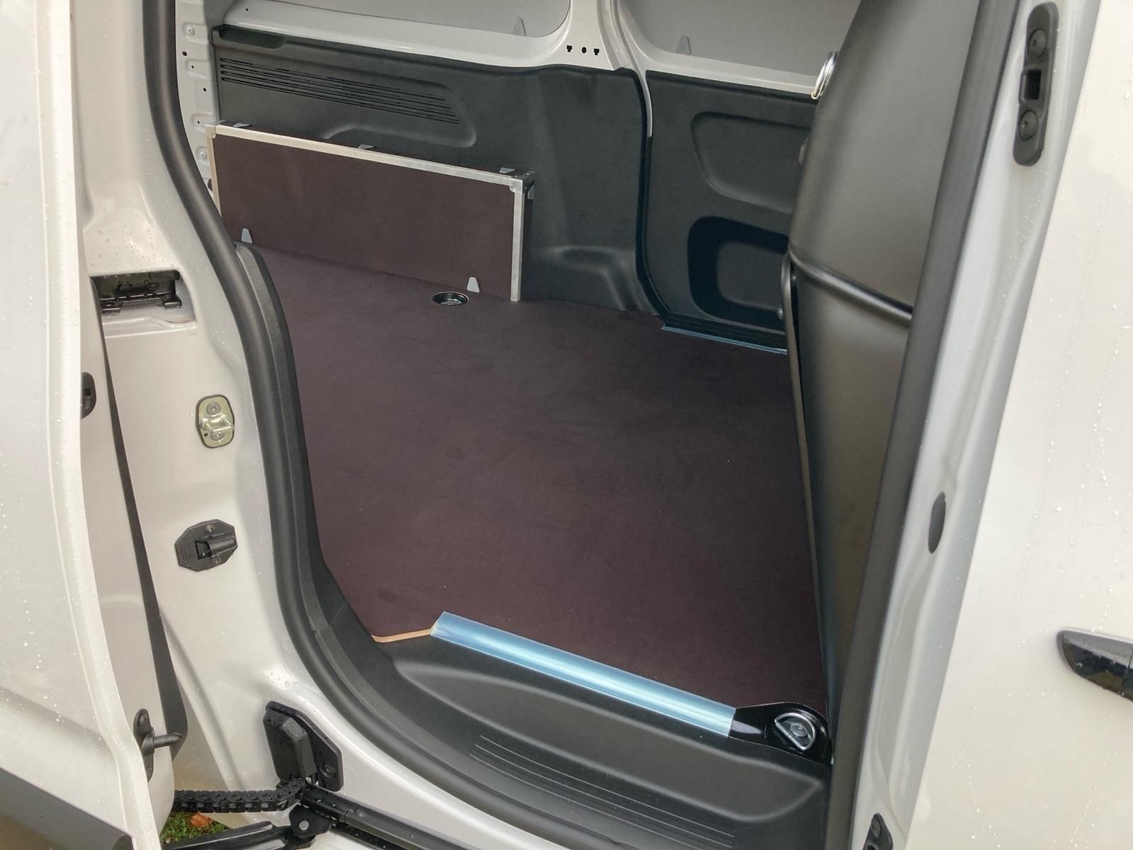 Fahrzeugabbildung Fiat Doblo L2 Heavy Kastenwagen 102 MT6