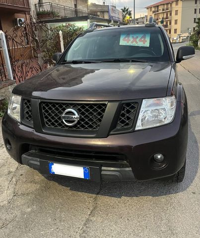 Nissan Navara 2.5 dCi 190CV 4 porte Double Cab S