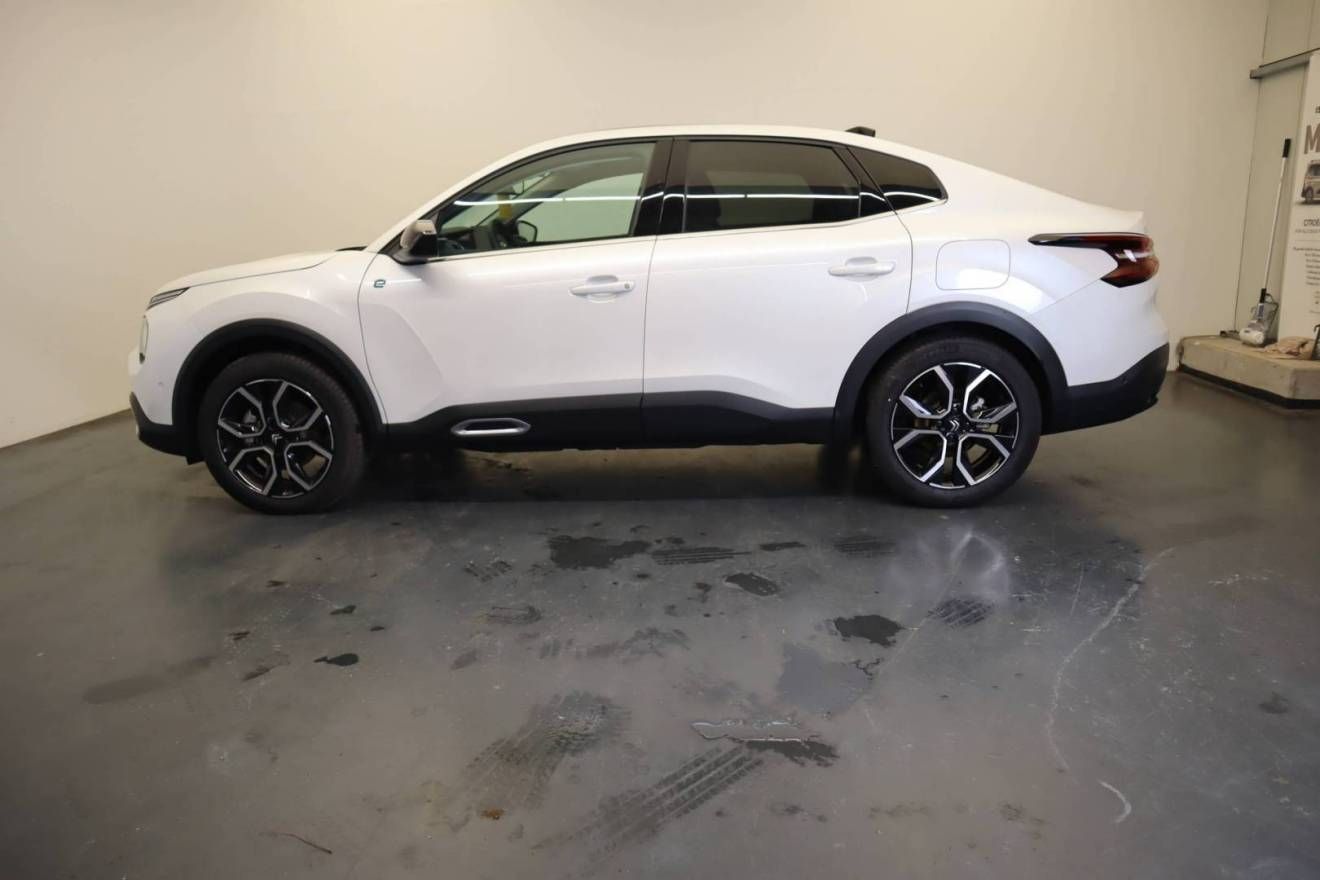 Citroën e-C4 X 136 Shine imagem 3