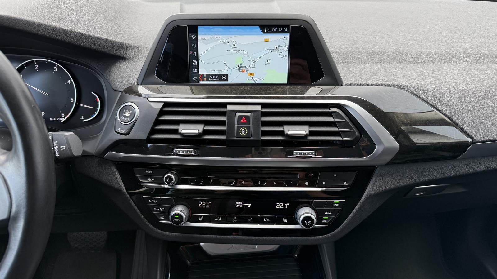 BMW X3 xDrive20d xLine LED Navi Komfortzg SHZ PDC Te