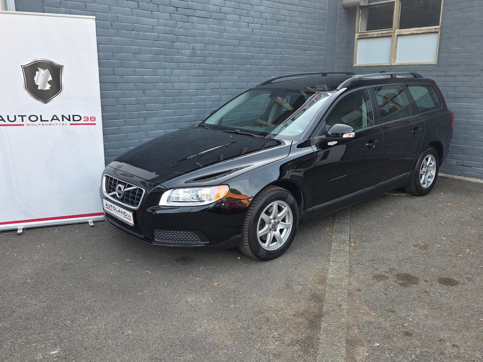 Volvo V70 Kombi 2.0D Xenon Ahk Shz Navi TÜV 11/27
