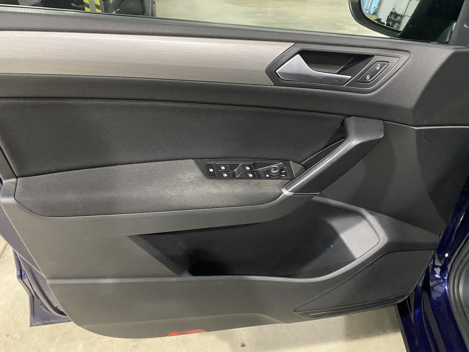 Fahrzeugabbildung Volkswagen Touran 1.6 Tdi Comfortline/7-Sitzer/AHK/SH/