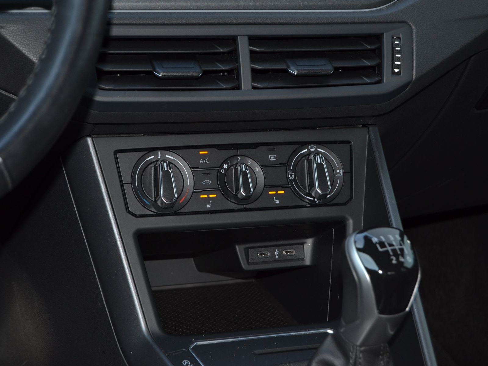 Taigo 1.0 TSI 110 PS R-Line BLACK-STYLE/MATRIX-L