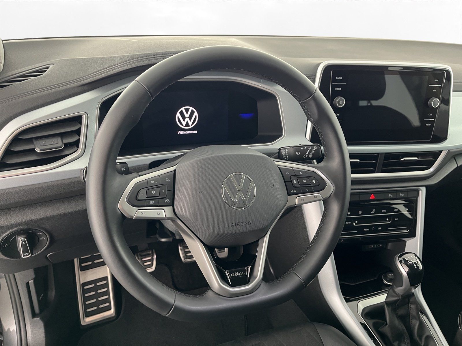 Volkswagen T-Roc - Bild 11