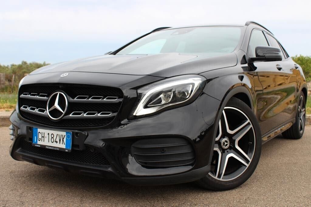 Mercedes-Benz MERCEDES GLA 220 Aut. Premium * AMG