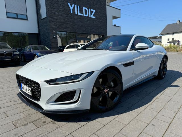 Jaguar F-Type P300 R-DYNAMIC PANO PIXEL BLACK PACK