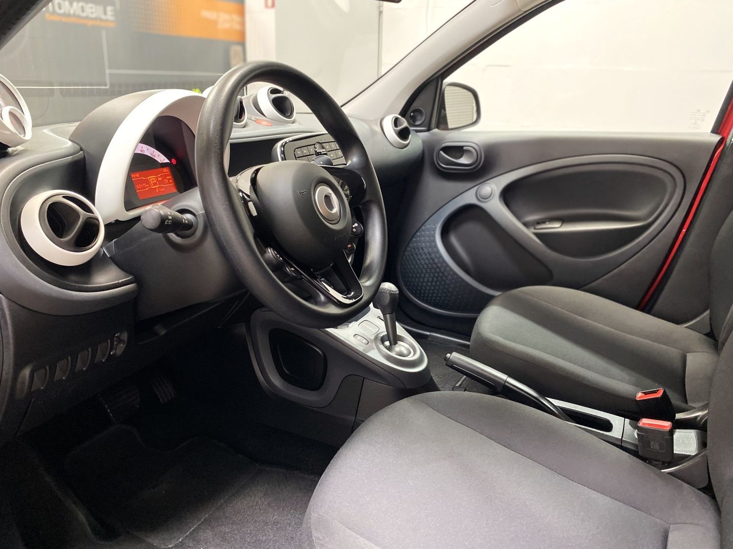 Fahrzeugabbildung Smart forFour   EQ LED-TF#Cool&Audio-Paket#Tempomat