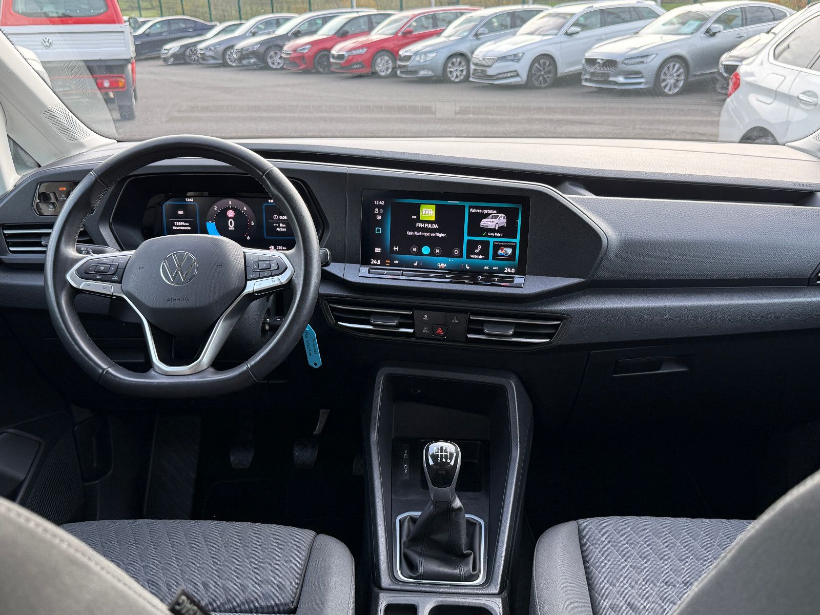 Fahrzeugabbildung Volkswagen Caddy Life Maxi 7-Sitzer ACC Blis DAB PDC SHZ