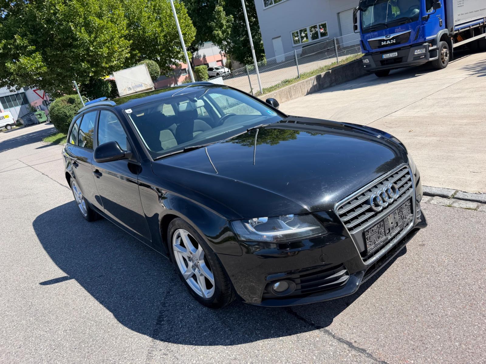 Audi A4 2009 — interior