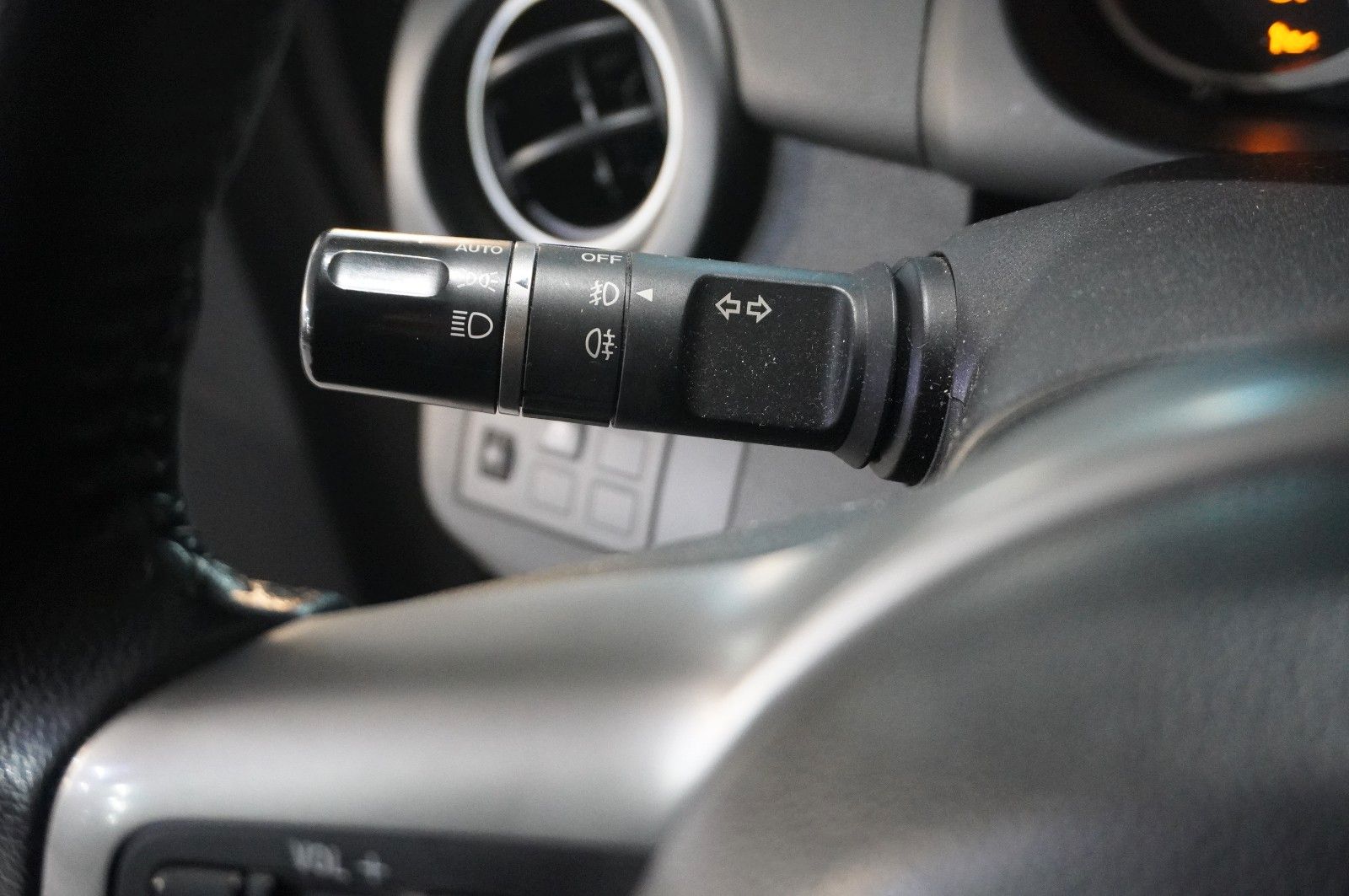 Fahrzeugabbildung Mazda 2 Lim. 1.6D SPORT LINE KLIMA/NEBEL/CD/TÜV/AHK