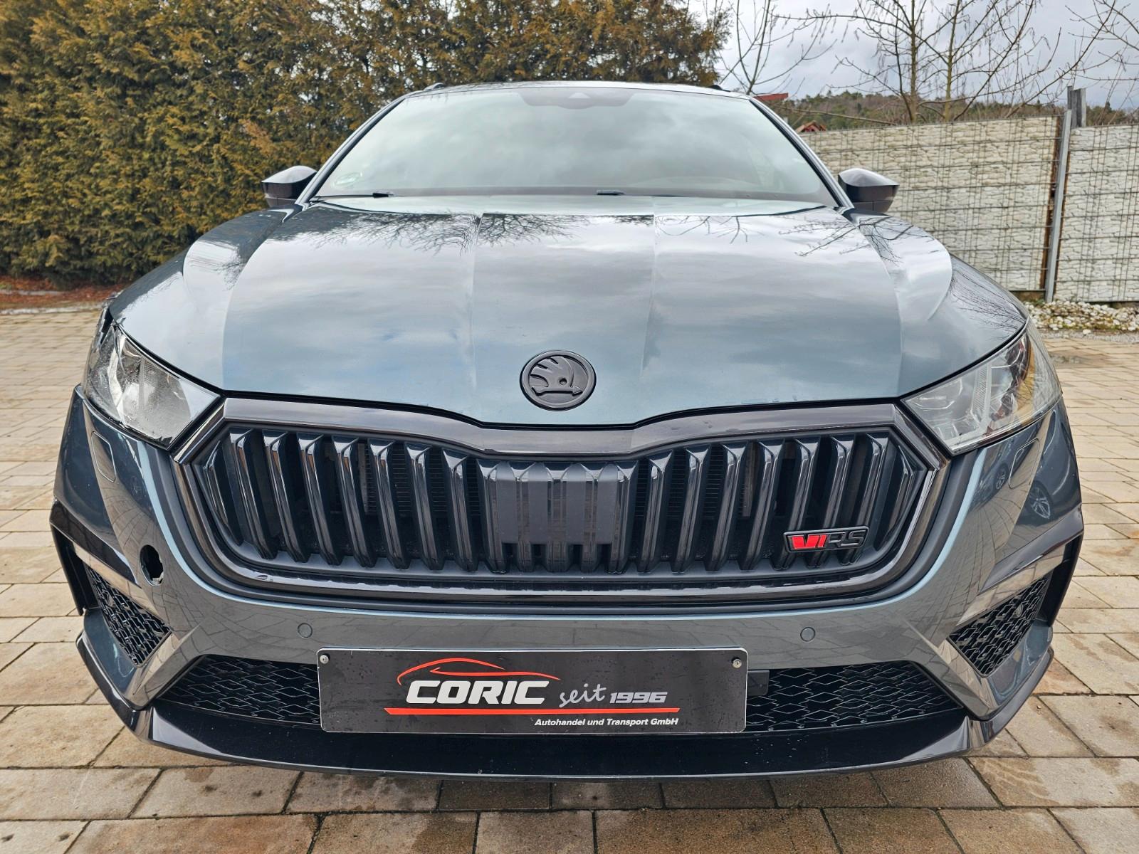 Skoda Octavia Combi RS First Edition