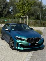 BMW M135i xDrive Edition Colorvision  - gebrauchte BMW M135 aus dem Jahr 2023