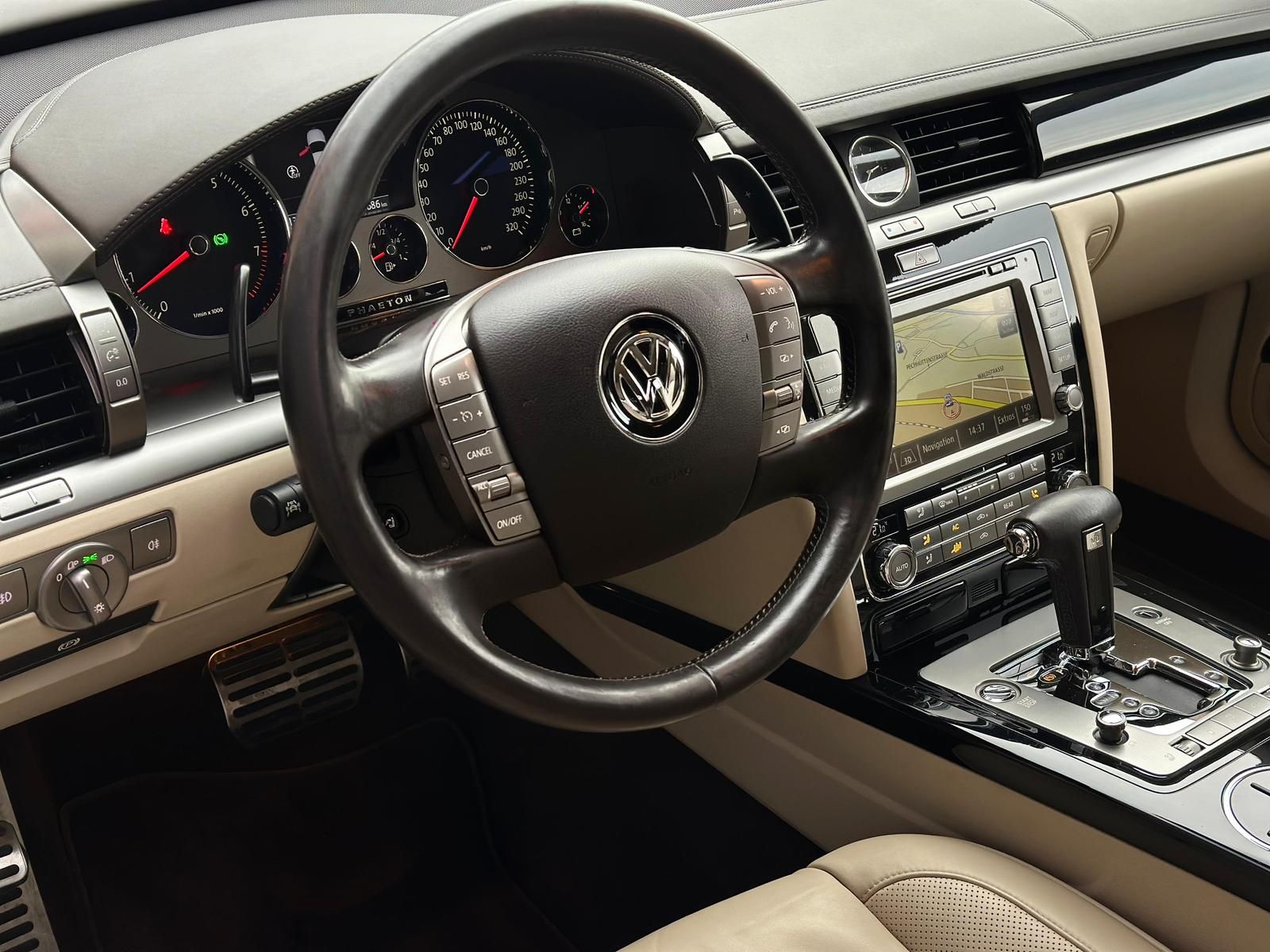 VW Phaeton 4.2 EXCLUSIVE LANG VOLLAUSSTTTUNG - Image 32